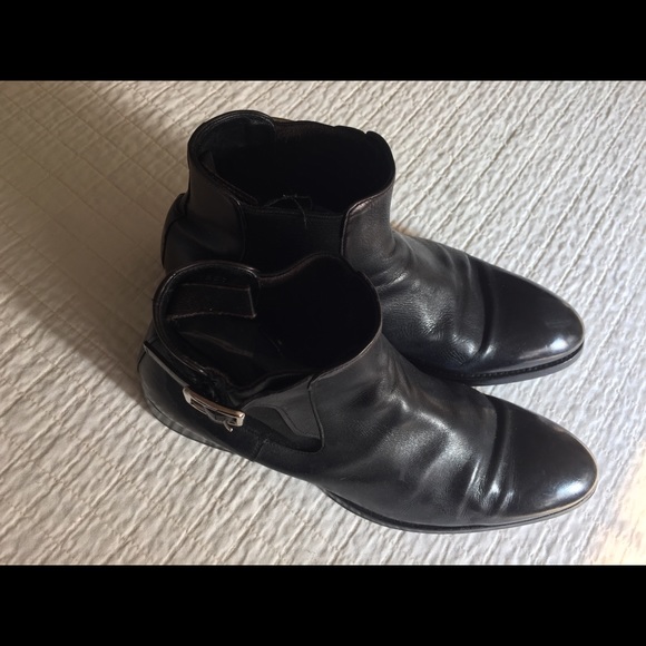 Men’s Prada black leather Chelsea boot w/buckle - Picture 6 of 12
